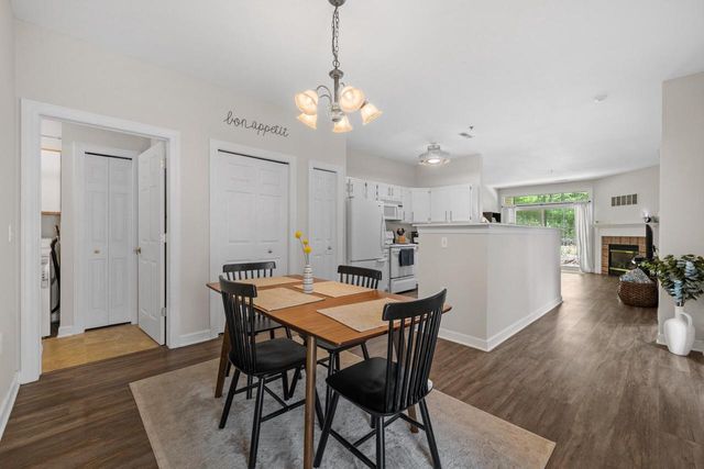 S77W19462 Lakewood DRIVE, Muskego, WI 53150