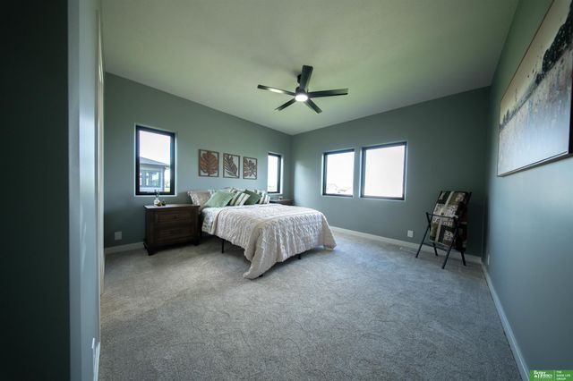 11703 S 123rd Avenue, Papillion, NE 68046