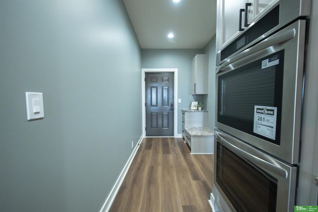 11703 S 123rd Avenue, Papillion, NE 68046