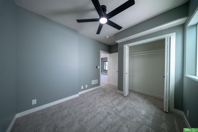 11703 S 123rd Avenue, Papillion, NE 68046