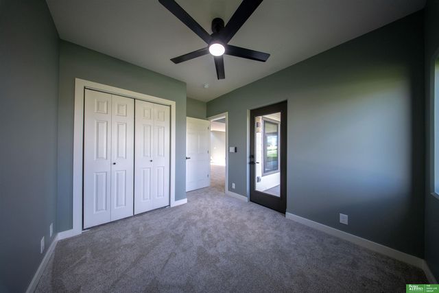 11703 S 123rd Avenue, Papillion, NE 68046