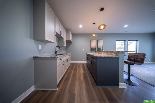 11703 S 123rd Avenue, Papillion, NE 68046