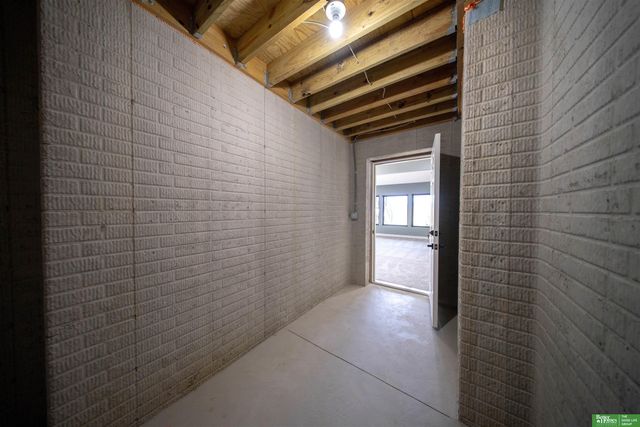 11703 S 123rd Avenue, Papillion, NE 68046