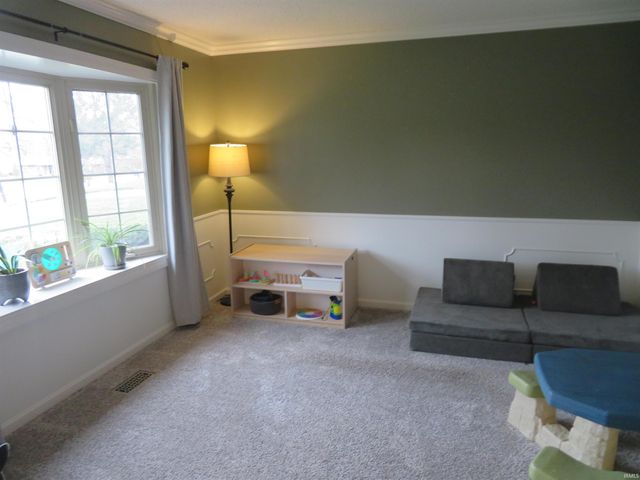 7511 Meadow Lane, Newburgh, IN 47630