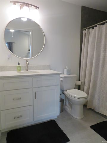 7511 Meadow Lane, Newburgh, IN 47630