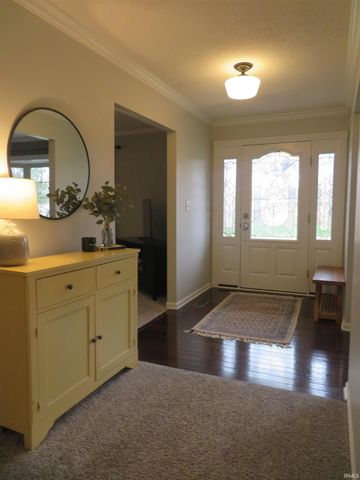 7511 Meadow Lane, Newburgh, IN 47630