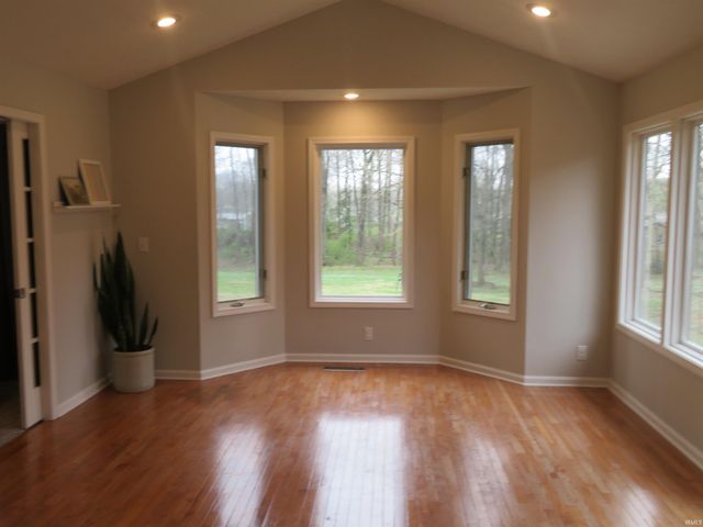 7511 Meadow Lane, Newburgh, IN 47630