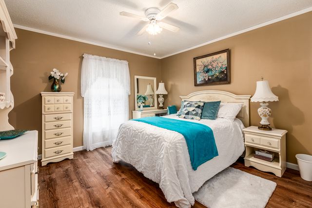 1402 Matthew Lane, Marion, IL 62959