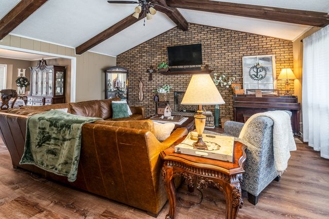 1402 Matthew Lane, Marion, IL 62959