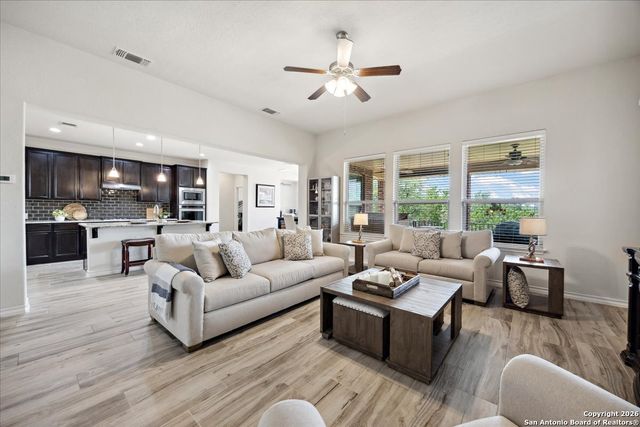 25619 Poerner, San Antonio, TX 78261