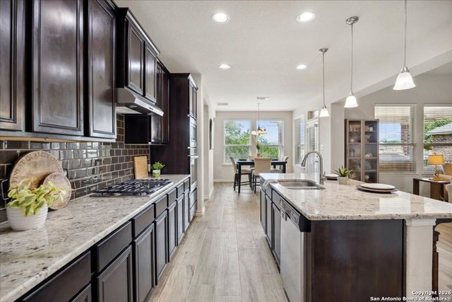 25619 Poerner, San Antonio, TX 78261