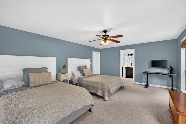 207 E Eldorado Drive, Scroggins, TX 75480