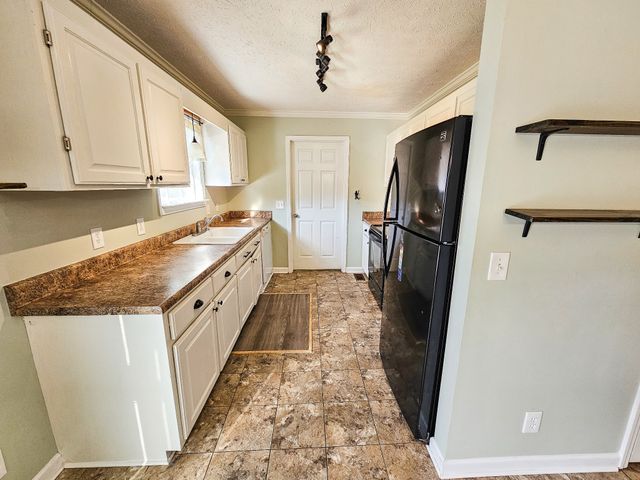 105 Twin Oaks Dr, Bell Buckle, TN 37020