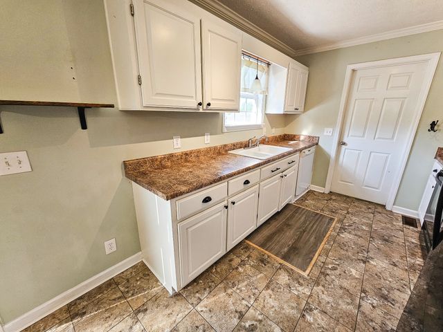 105 Twin Oaks Dr, Bell Buckle, TN 37020