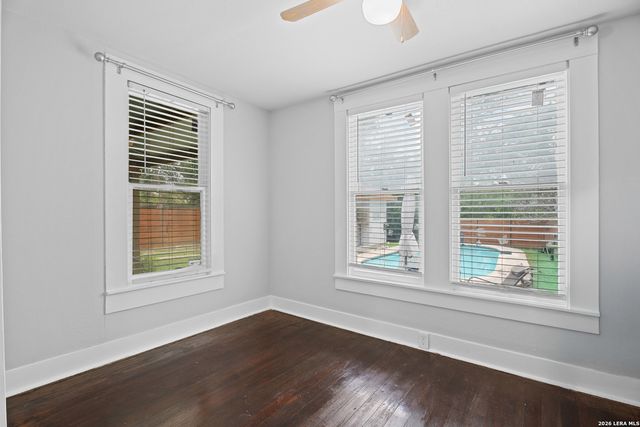 616 W Agarita, San Antonio, TX 78212