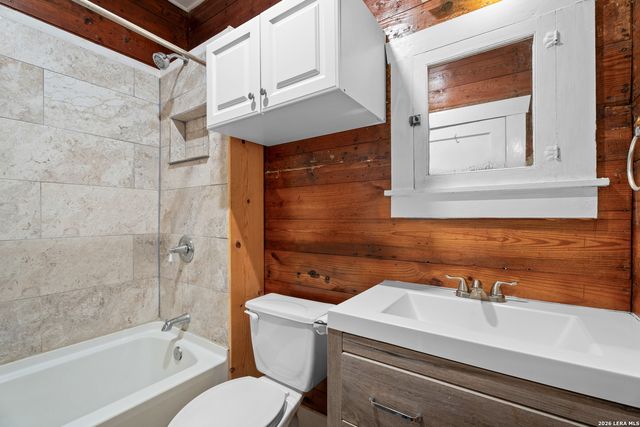 616 W Agarita, San Antonio, TX 78212