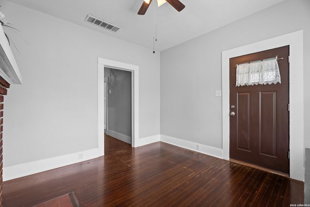 616 W Agarita, San Antonio, TX 78212