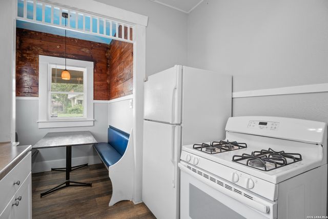 616 W Agarita, San Antonio, TX 78212