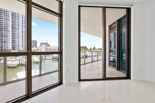 17301 Biscayne Blvd 305, North Miami Beach, FL 33160