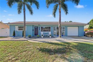 6742 35TH AVENUE N, St Petersburg, FL 33710