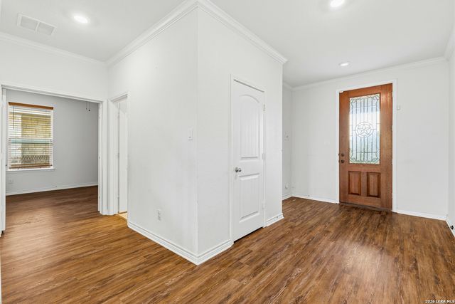 616 Valley, New Braunfels, TX 78130