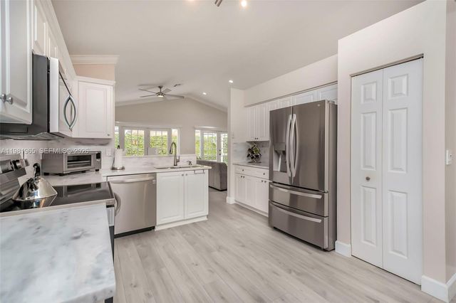 11030 Harbour Springs Cir, Boca Raton, FL 33428