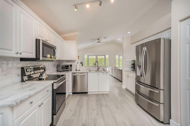 11030 Harbour Springs Cir, Boca Raton, FL 33428