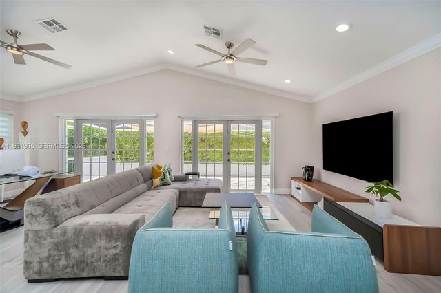 11030 Harbour Springs Cir, Boca Raton, FL 33428