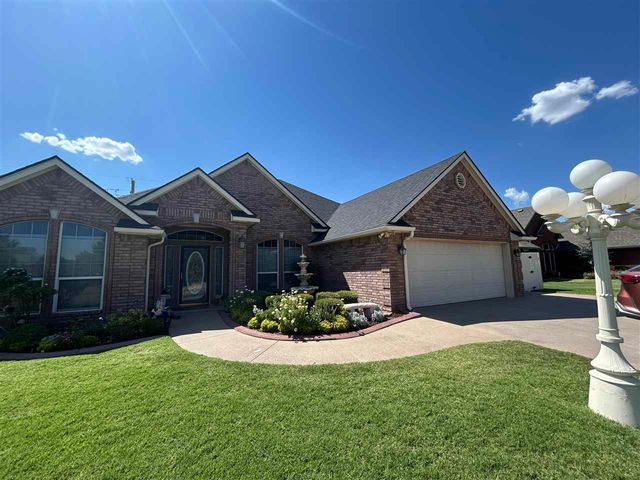 1210 NW Norwick, Lawton, OK 73505