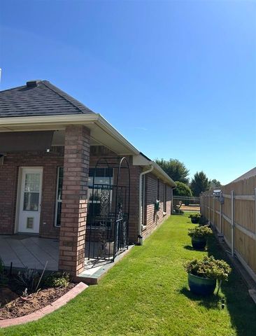 1210 NW Norwick, Lawton, OK 73505
