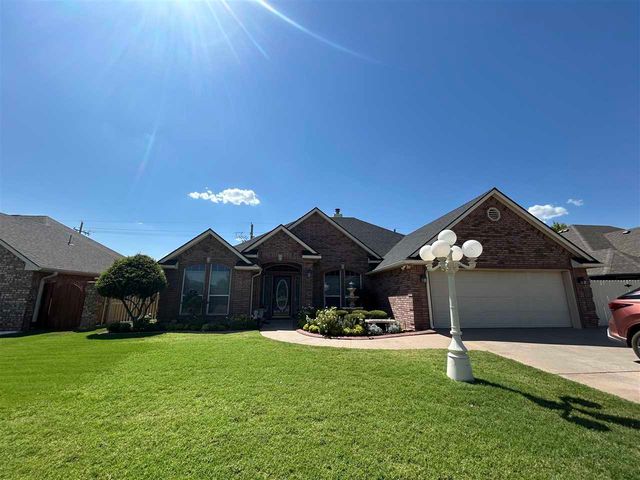 1210 NW Norwick, Lawton, OK 73505