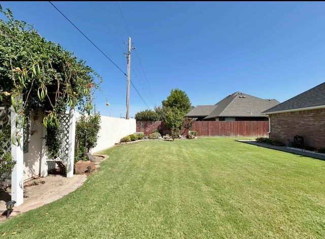 1210 NW Norwick, Lawton, OK 73505