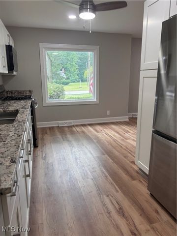 711 S Schenley Avenue, Youngstown, OH 44509