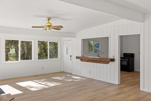 47292 Arroyo Seco Road, Greenfield, CA 93927