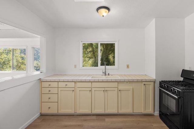 47292 Arroyo Seco Road, Greenfield, CA 93927