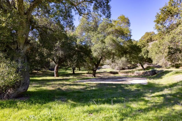 47292 Arroyo Seco Road, Greenfield, CA 93927