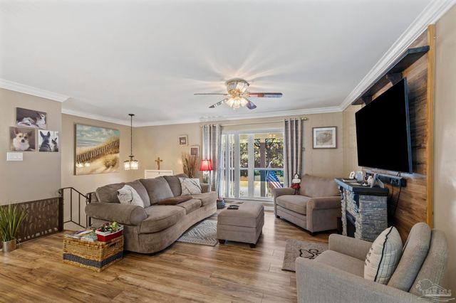 3310 Bluewater Dr, Pensacola, FL 32503