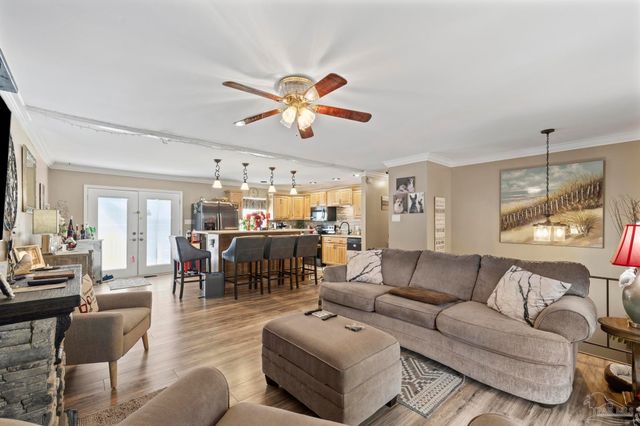 3310 Bluewater Dr, Pensacola, FL 32503