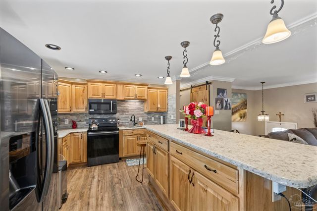 3310 Bluewater Dr, Pensacola, FL 32503