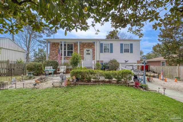 3310 Bluewater Dr, Pensacola, FL 32503