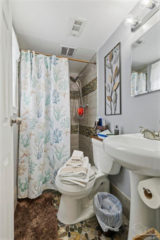 3310 Bluewater Dr, Pensacola, FL 32503