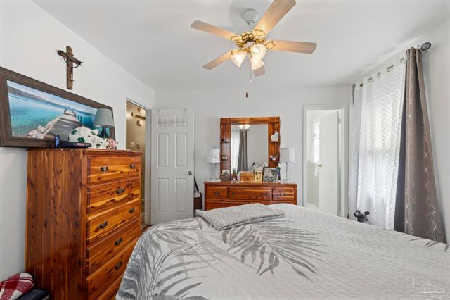 3310 Bluewater Dr, Pensacola, FL 32503