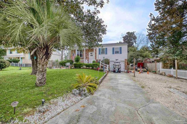 3310 Bluewater Dr, Pensacola, FL 32503