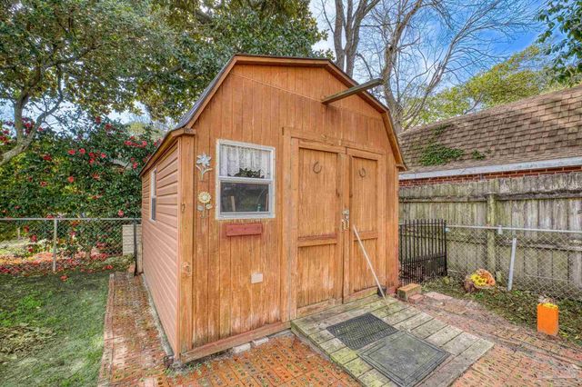 3310 Bluewater Dr, Pensacola, FL 32503