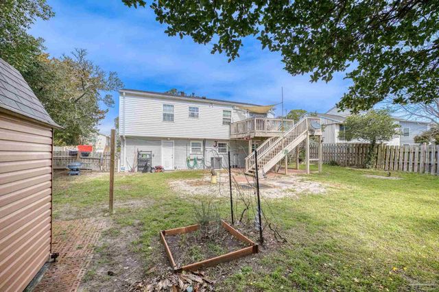 3310 Bluewater Dr, Pensacola, FL 32503