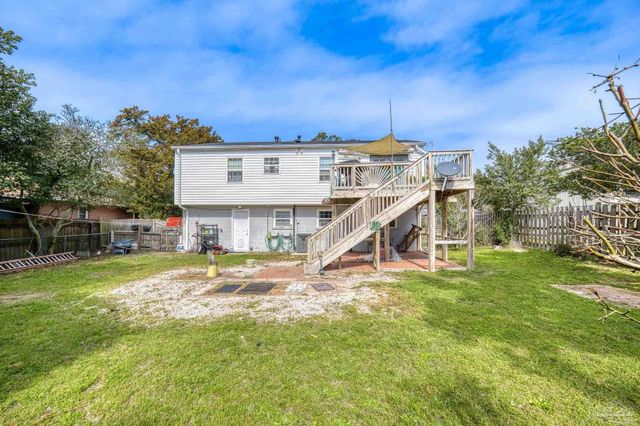 3310 Bluewater Dr, Pensacola, FL 32503