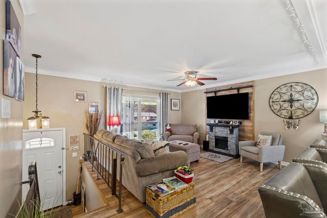 3310 Bluewater Dr, Pensacola, FL 32503