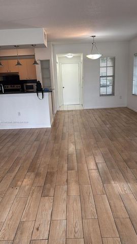 2541 Centergate Dr 101, Miramar, FL 33025