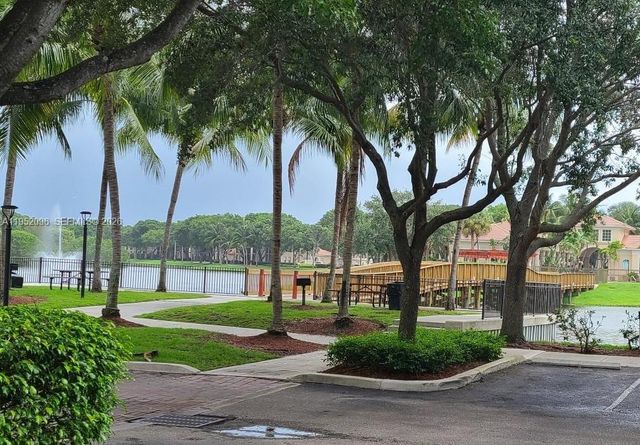 2541 Centergate Dr 101, Miramar, FL 33025