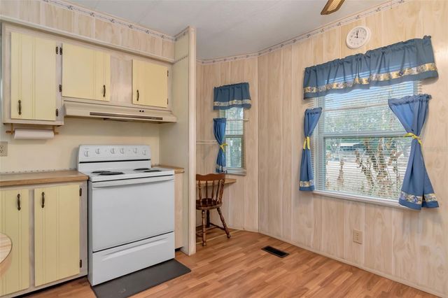 38147 HUFF DRIVE, Zephyrhills, FL 33542